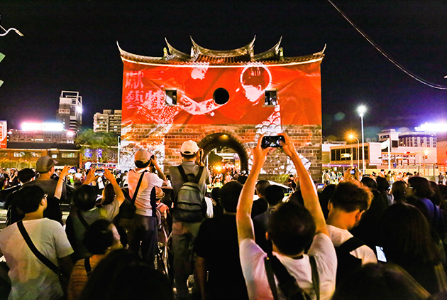 【故事森林】讓城市成為一夜美術館、鄉鎮瘋潮遶境　幕後推手就是她