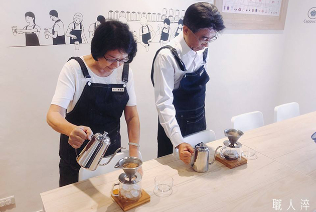 「高年級實習生」台灣版　職人淬讓退休族是咖啡師也是人生顧問
