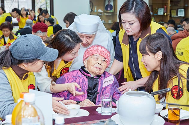 昇恆昌Be A Giver，以志工行動陪伴跨世代、推動愛的循環