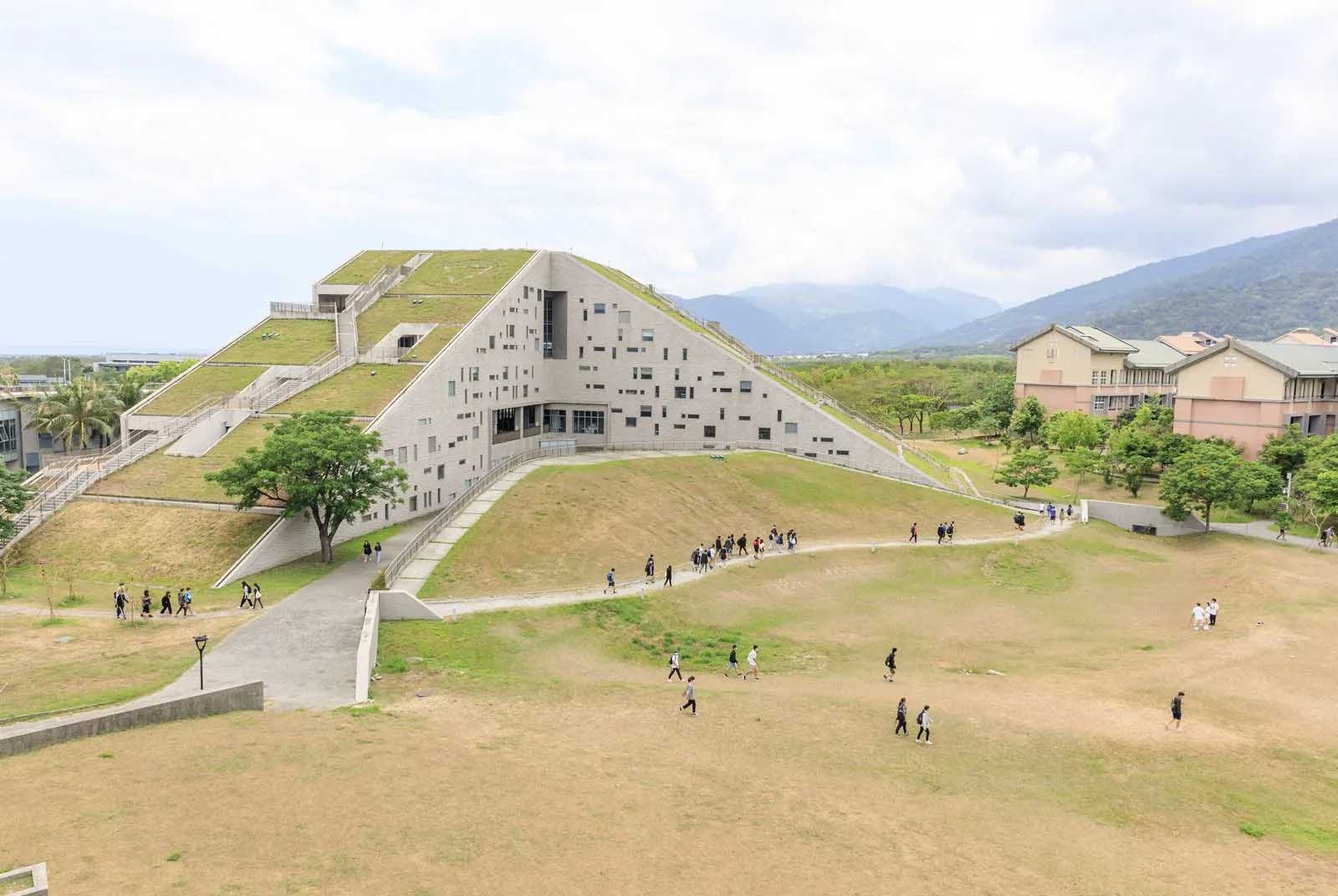 後山最美的綠色國際大學！讓知本用溫差發電，台東大學推都蘭創生
