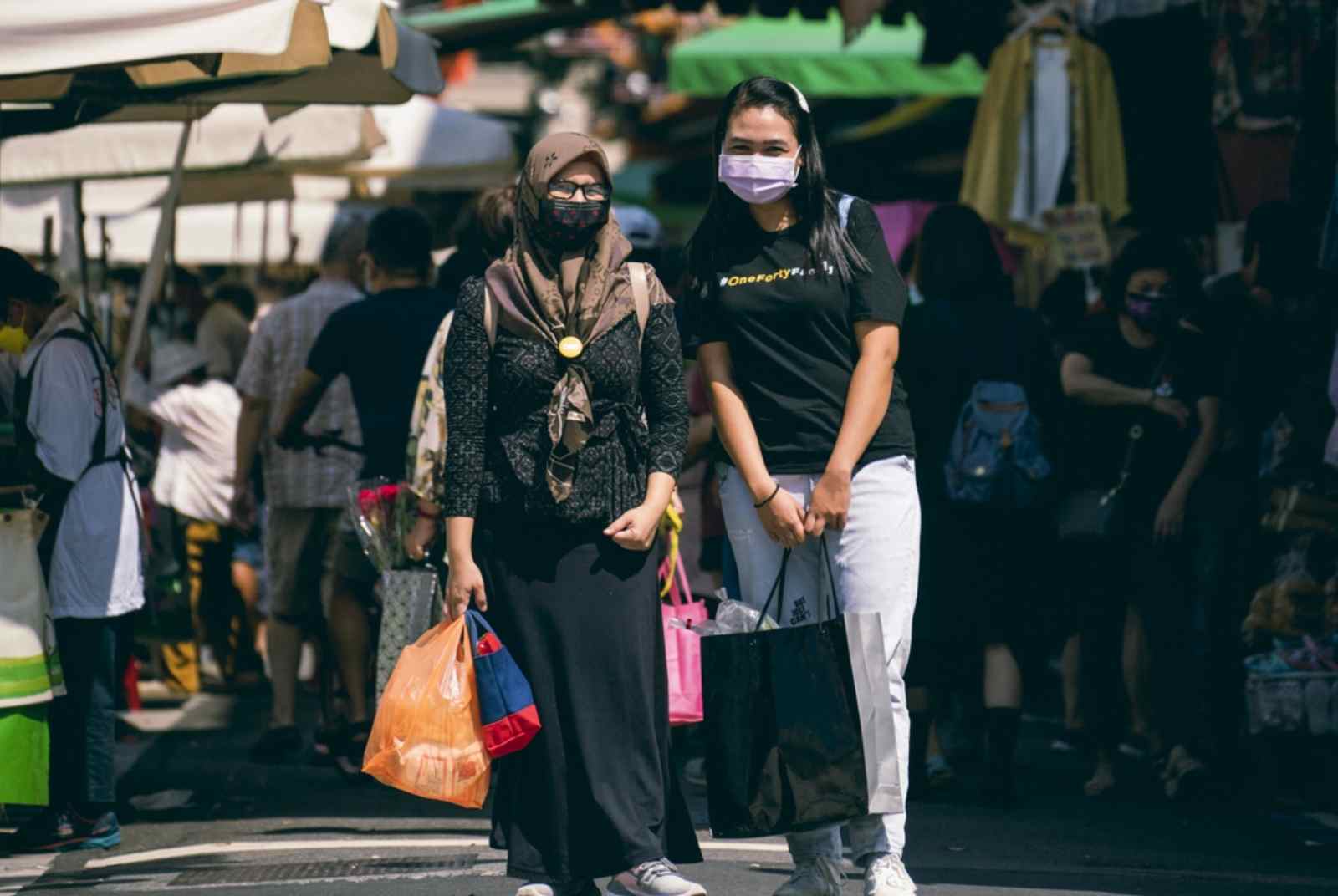 「曾經，我在市場買不到一盒番茄」　專訪 Tiny、Risca（上）｜當移工走進菜市場