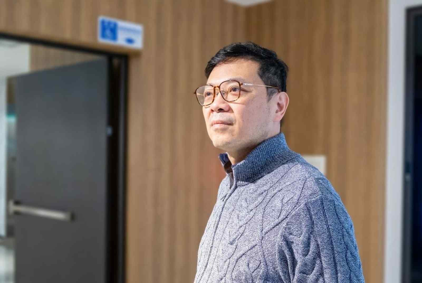 搬家17次後落腳淡水　灣聲樂團李哲藝要為淡水創作交響曲｜讓台灣更美的社計職人