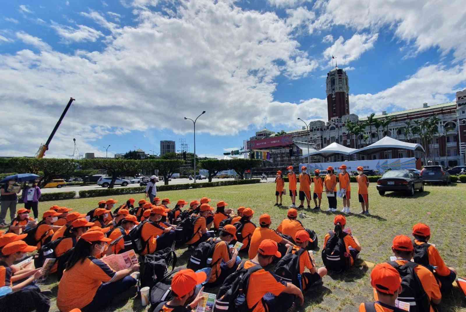 給偏鄉孩子一個舞台，關西富光國中讓學童變身「閱讀廣播小記者」｜希望閱讀訪校札記