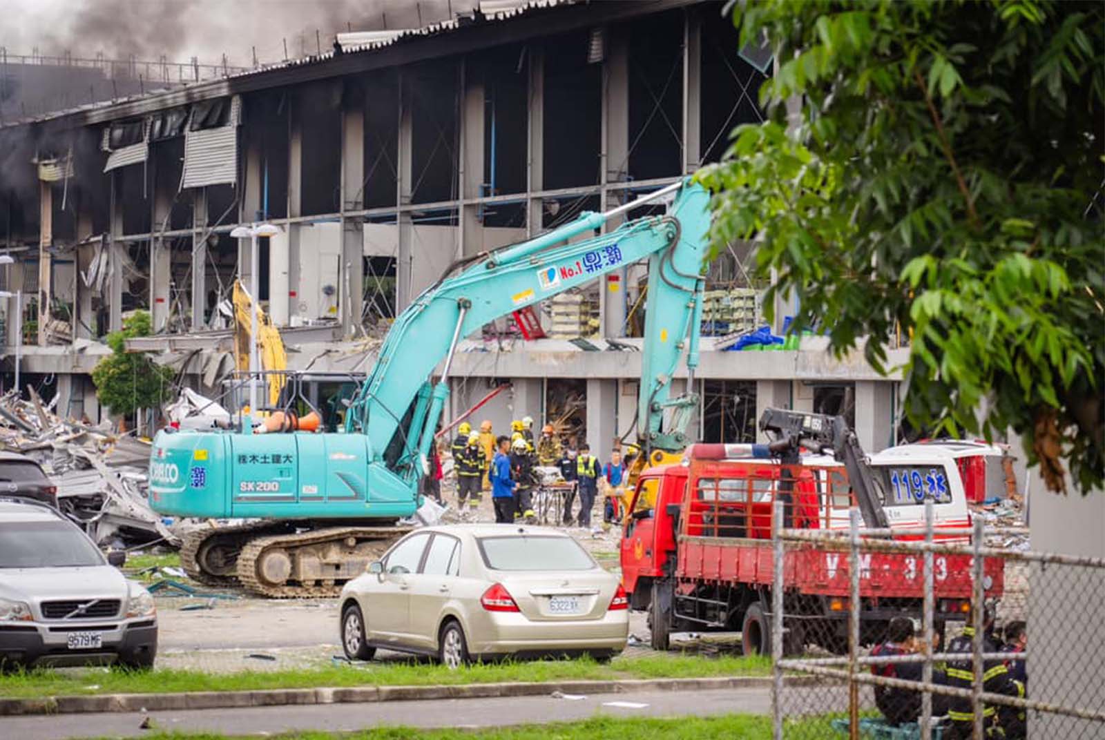 【屏東工廠爆炸】明揚國際為何釀災？消防安全專家林金宏：業界普遍做足E，卻在S和G獨漏「消防安全」