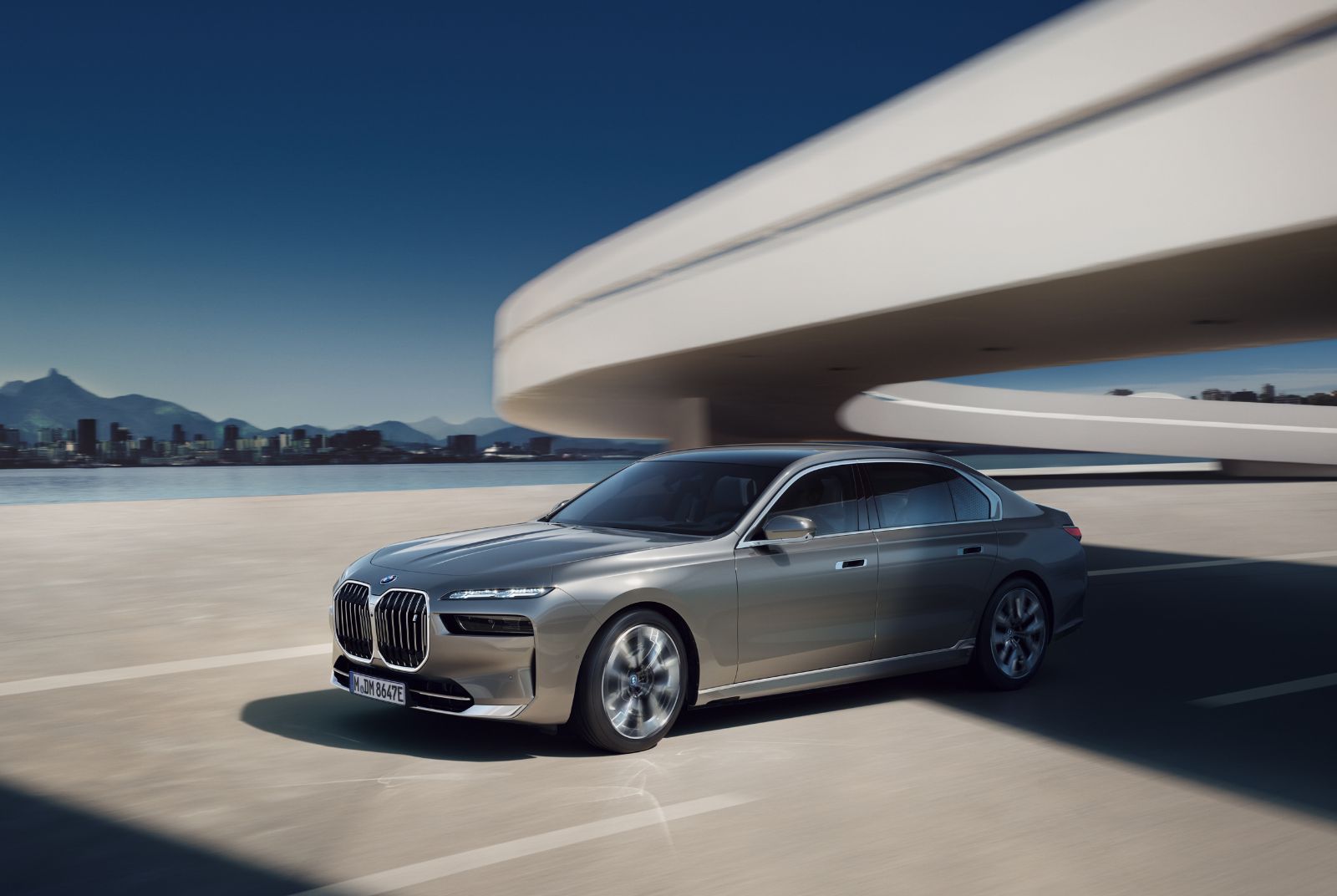 科技、奢華、永續 前瞻，企業家首選「全新世代BMW i7純電豪華旗艦」