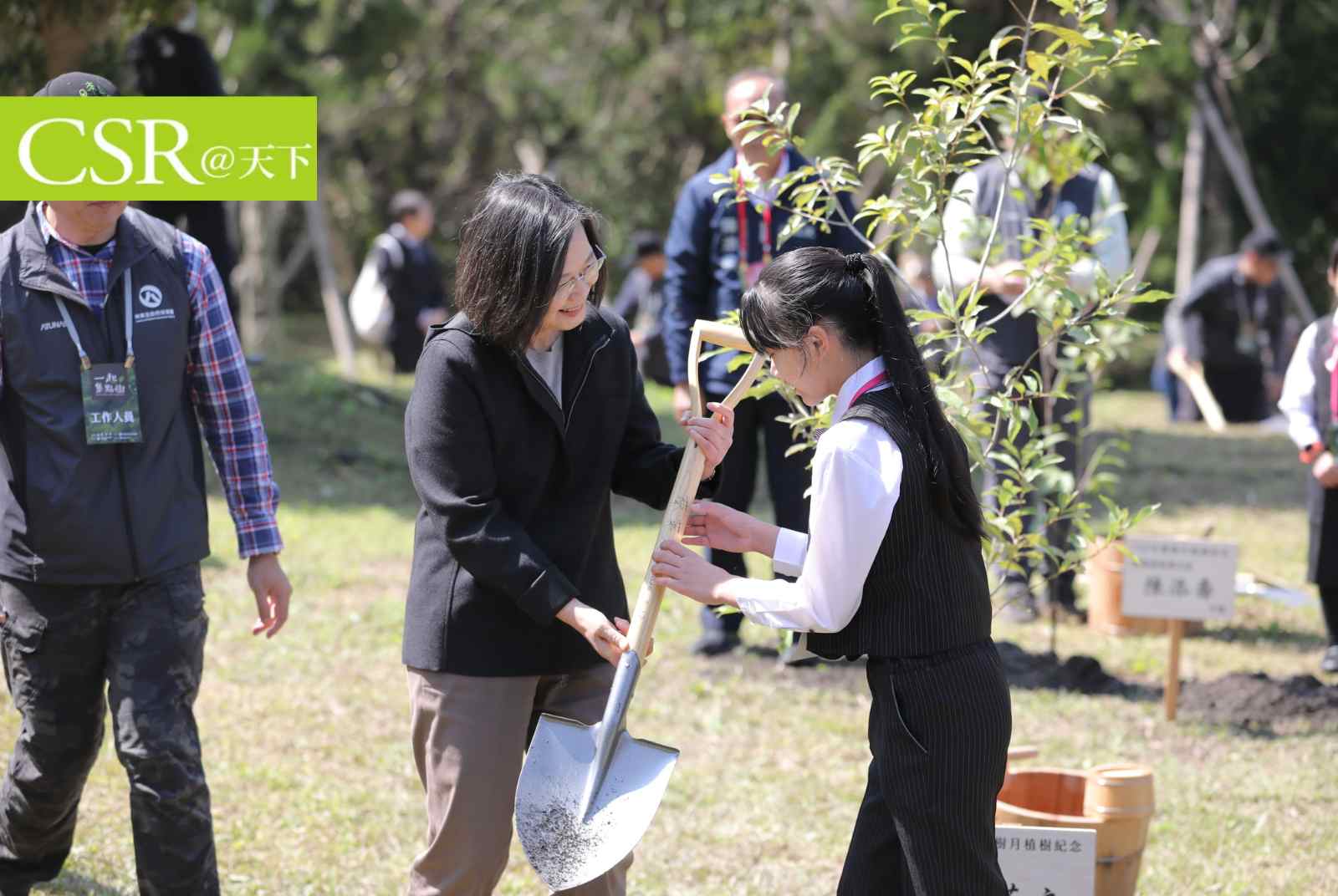 小英總統在政大植樹，要幫台灣增碳匯　但碳匯不等於減量額度，更不能直接變碳權，怎麼做才對？