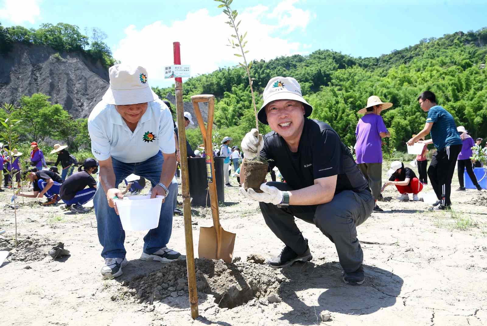 日月光7年植樹13萬棵，創造3000公噸碳匯　吳田玉：30年要種40-50萬棵樹｜流域共好