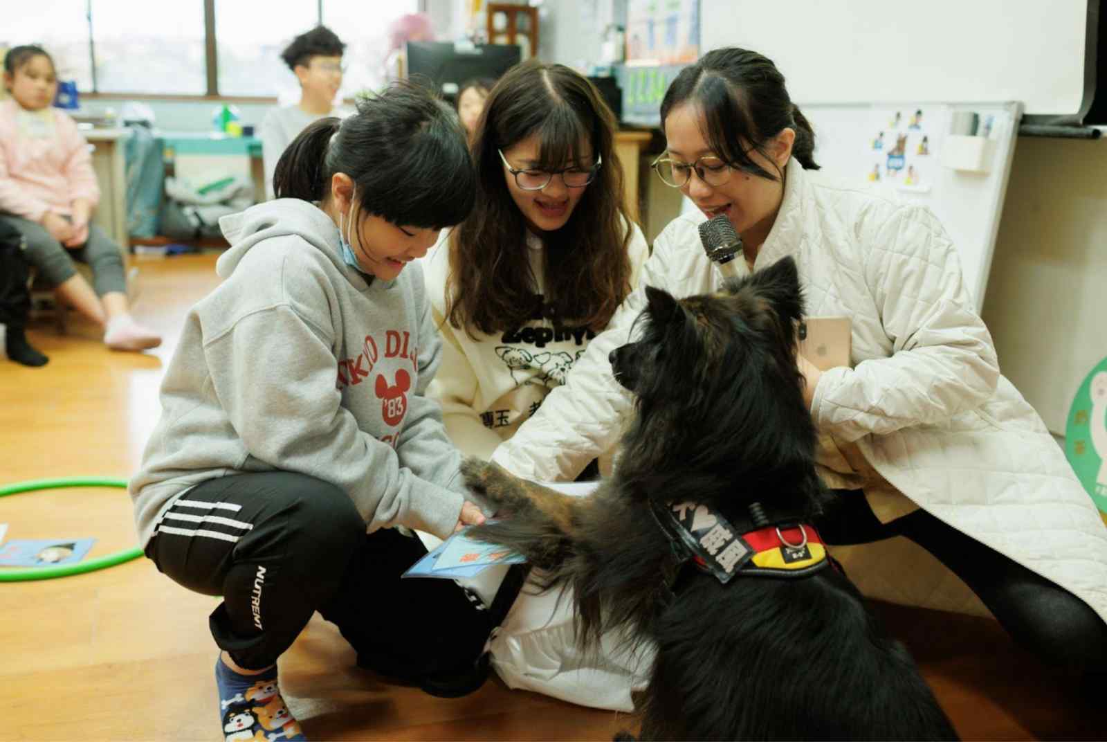 從流浪犬蛻變狗老師：打造人與動物共好的療癒藍圖